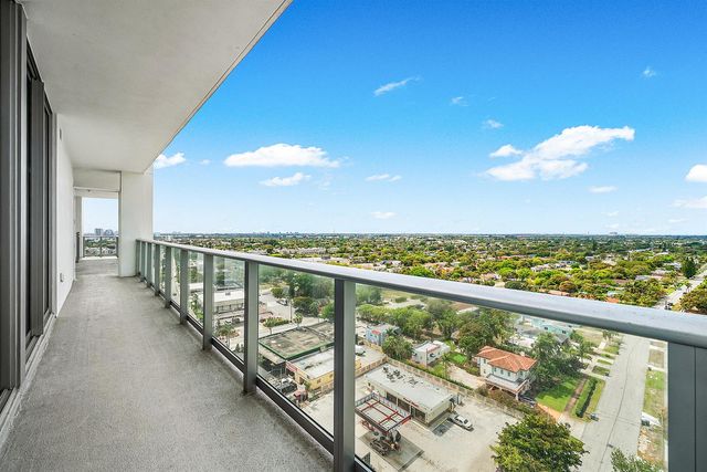 220 Lake Shore Drive 1508, Lake Park, FL 33403