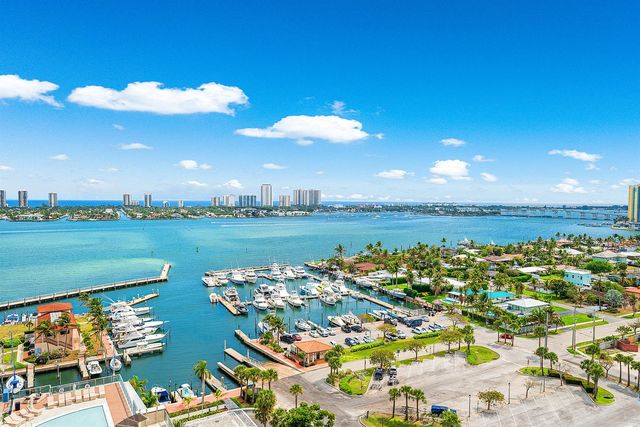 220 Lake Shore Drive 1508, Lake Park, FL 33403