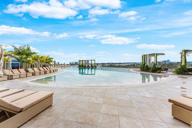 220 Lake Shore Drive 1508, Lake Park, FL 33403