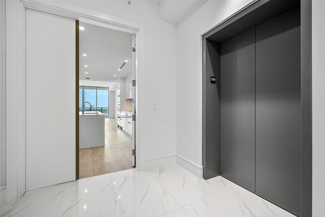 220 Lake Shore Drive 1508, Lake Park, FL 33403