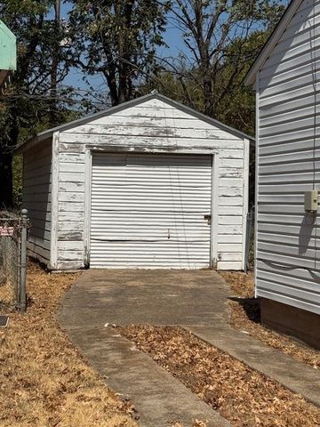 6615 Day Street, Dallas, TX 75227