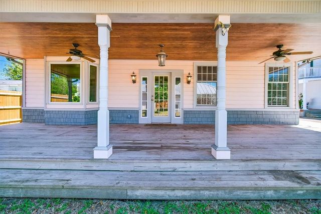 328 Del Mar Blvd, Corpus Christi, TX 78404