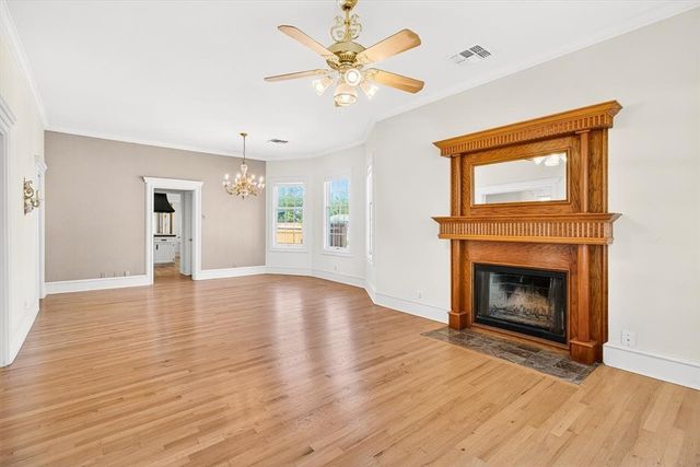 328 Del Mar Blvd, Corpus Christi, TX 78404