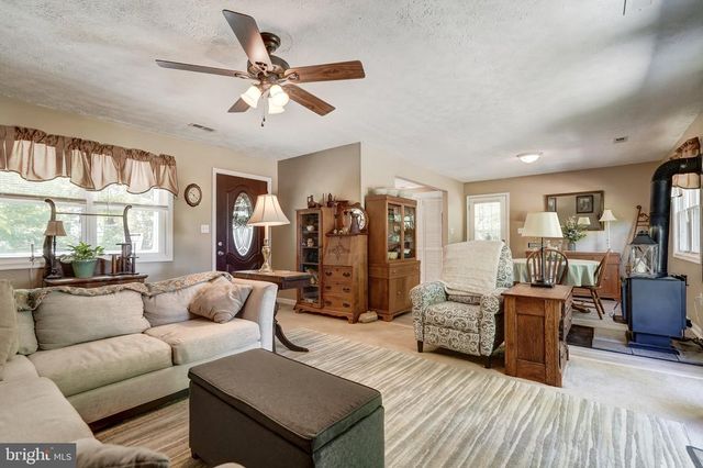 4319 INDIAN CREEK RD, Mineral, VA 23117