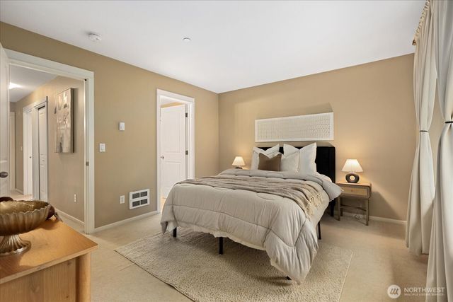 22668 NE Alder Crest Lane, Redmond, WA 98053