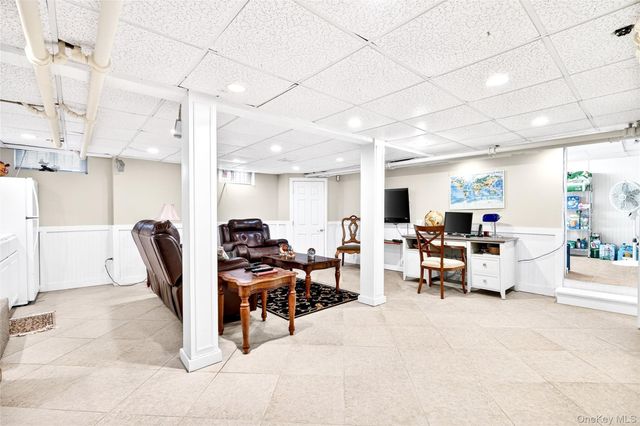 3334 Country Club Road, Bronx, NY 10465