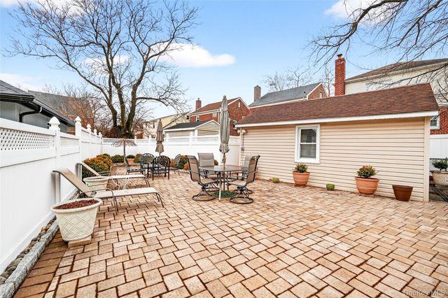 3334 Country Club Road, Bronx, NY 10465