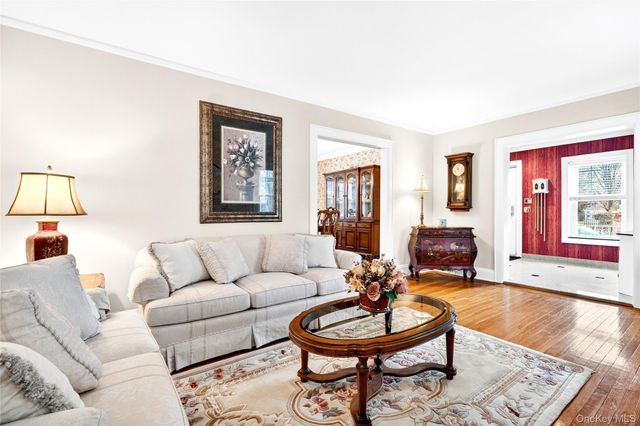 3334 Country Club Road, Bronx, NY 10465