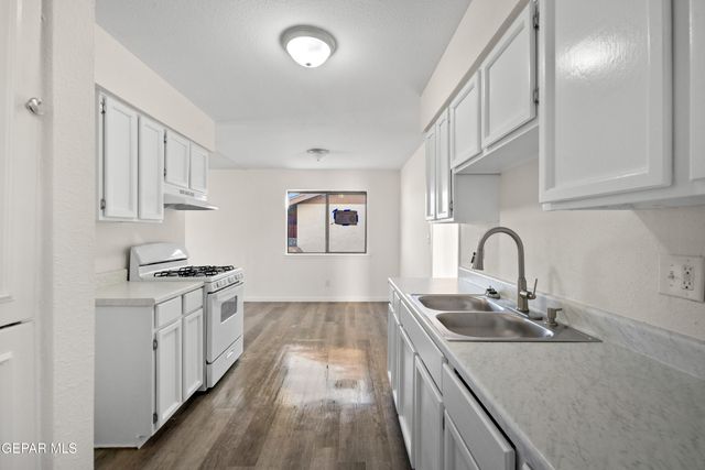 10824 OPALSTONE Street, El Paso, TX 79924