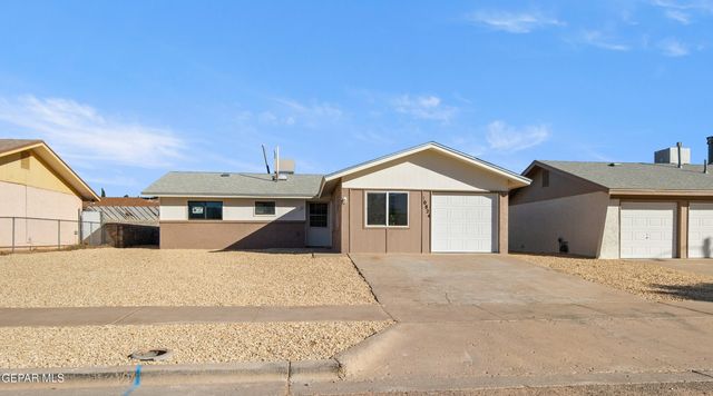10824 OPALSTONE Street, El Paso, TX 79924