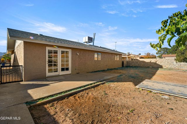 10824 OPALSTONE Street, El Paso, TX 79924