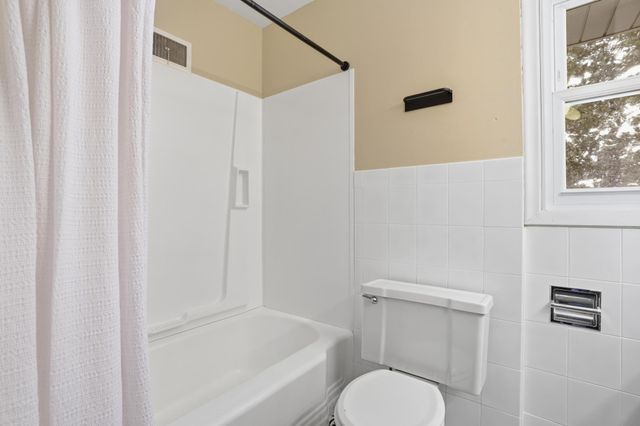 2846 Sumter Avenue N, New Hope, MN 55427