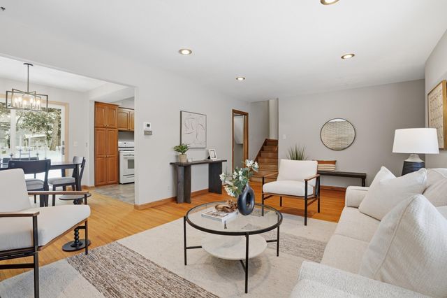 2846 Sumter Avenue N, New Hope, MN 55427