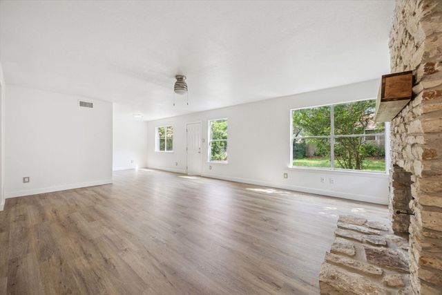 4525 Langtry LN, Austin, TX 78749