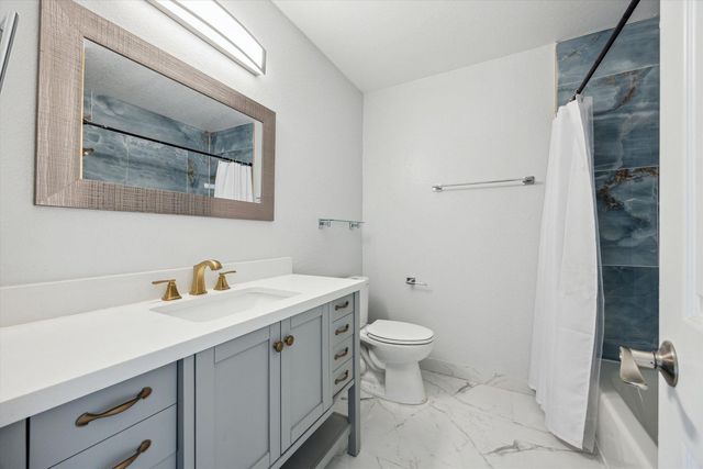 4525 Langtry LN, Austin, TX 78749