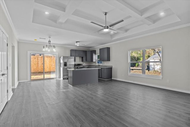 321 Simmons Avenue, Ozark, AL 36360