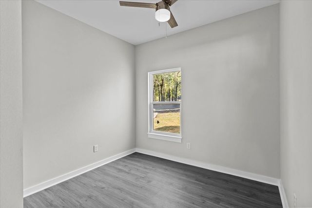 321 Simmons Avenue, Ozark, AL 36360