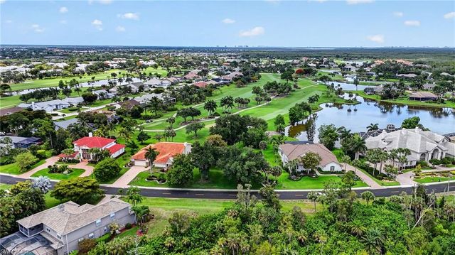 16047 Forest Oaks DR, Fort Myers, FL 33908