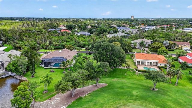 16047 Forest Oaks DR, Fort Myers, FL 33908