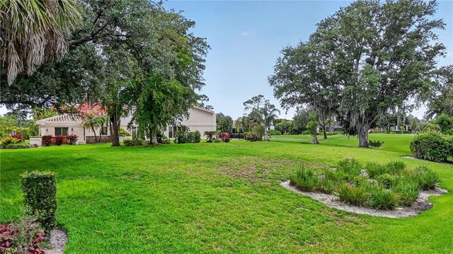 16047 Forest Oaks DR, Fort Myers, FL 33908