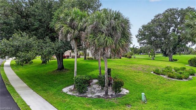 16047 Forest Oaks DR, Fort Myers, FL 33908