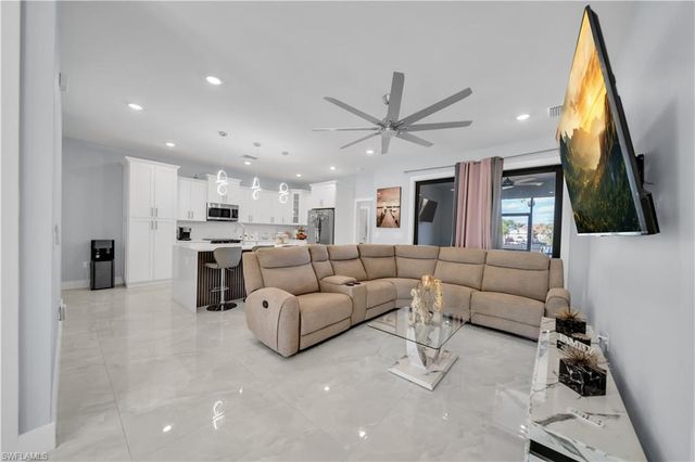 3016 6th ST W, Lehigh Acres, FL 33971