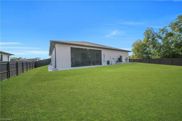 3016 6th ST W, Lehigh Acres, FL 33971