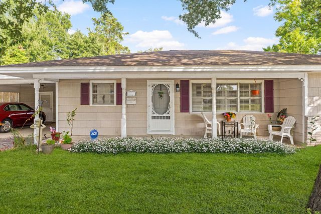 1811 Myrtle Street, Liberty, TX 77575