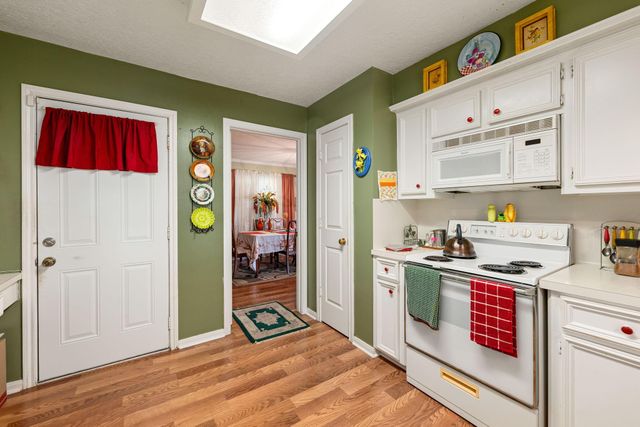 1811 Myrtle Street, Liberty, TX 77575