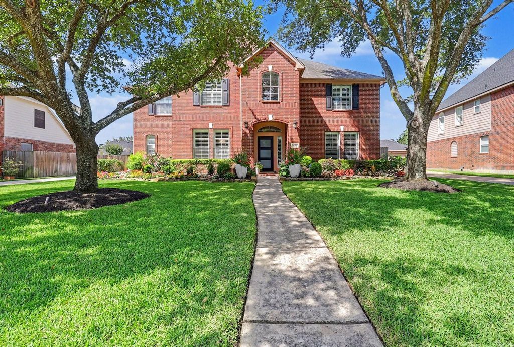 16210 Diamond Rock Drive, Cypress, TX 77429