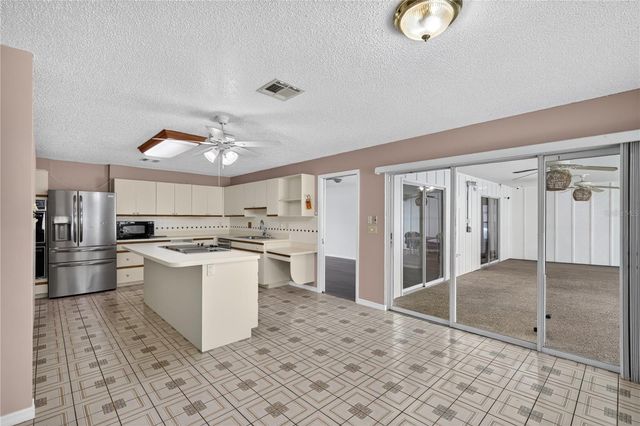 33913 SABAL WAY WAY, Leesburg, FL 34788