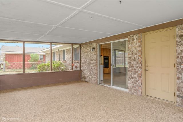 1819 Mars Drive, Bossier City, LA 71112