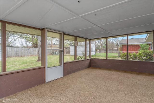 1819 Mars Drive, Bossier City, LA 71112