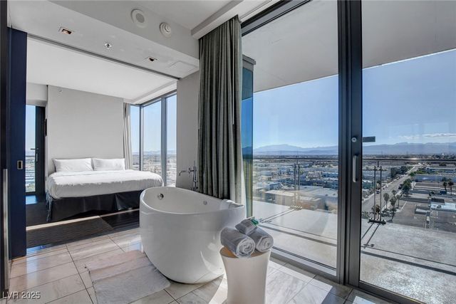 4381 West Flamingo Road 1121, Las Vegas, NV 89103