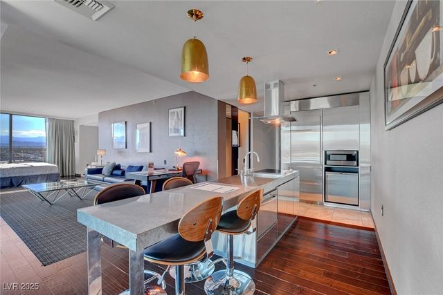 4381 West Flamingo Road 1121, Las Vegas, NV 89103