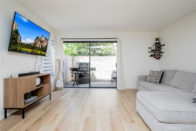 8025 70th Street, Paramount, CA 90723