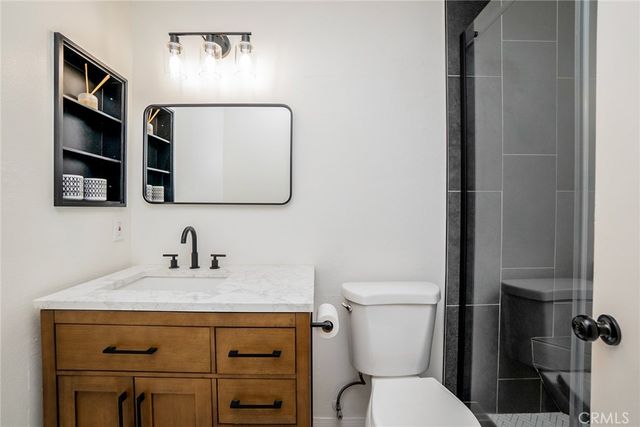 8025 70th Street, Paramount, CA 90723