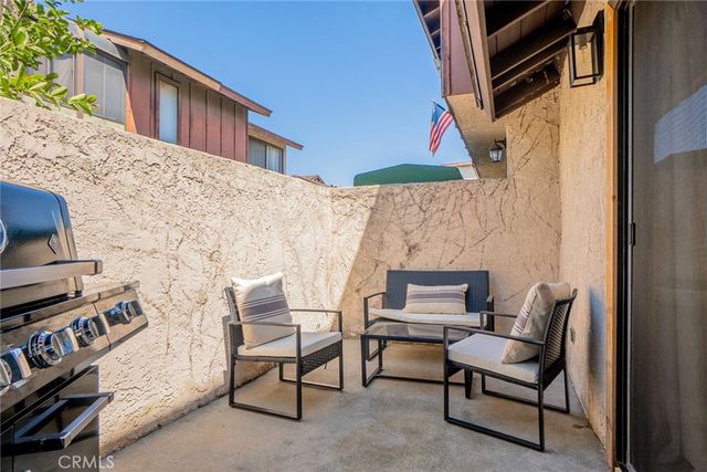 8025 70th Street, Paramount, CA 90723