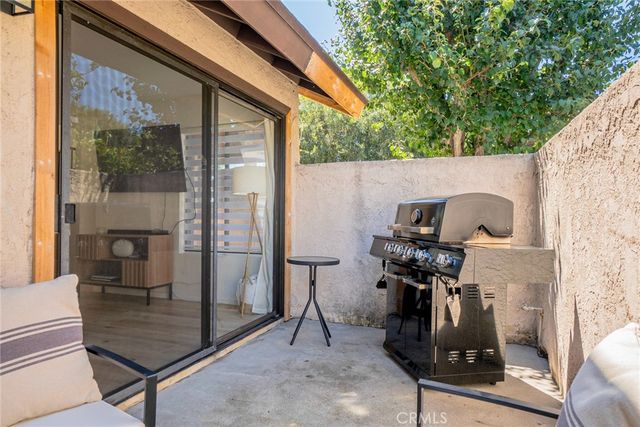 8025 70th Street, Paramount, CA 90723