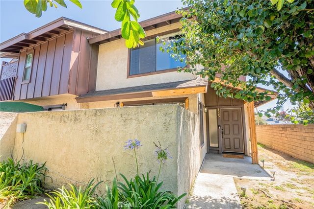 8025 70th Street, Paramount, CA 90723