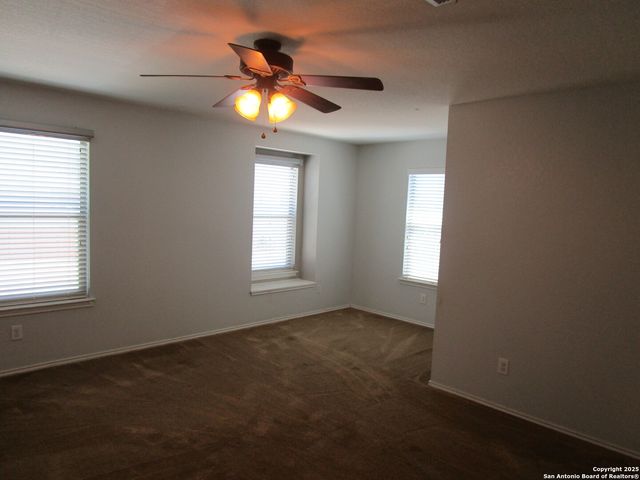 1011 Sundance Ft, San Antonio, TX 78245