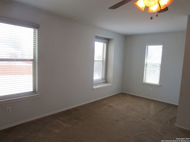 1011 Sundance Ft, San Antonio, TX 78245