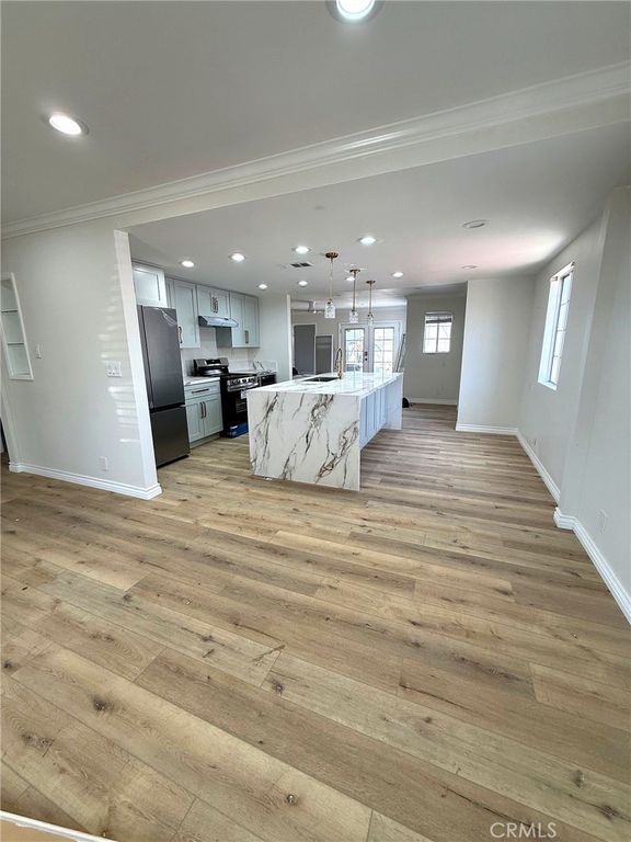 Image 3 of property listing at 417 N Vernon, Azusa, CA 91702