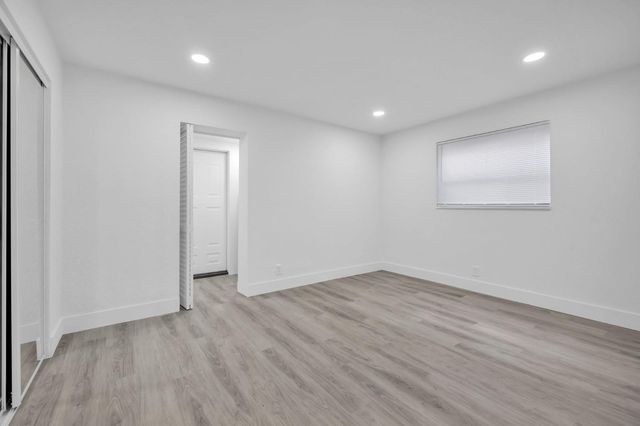 1015 NE 17TH Avenue 104, Fort Lauderdale, FL 33304