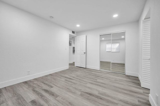 1015 NE 17TH Avenue 104, Fort Lauderdale, FL 33304