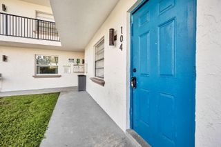 1015 NE 17TH Avenue 104, Fort Lauderdale, FL 33304