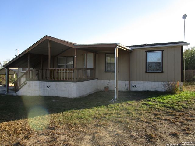 145 COUNTY ROAD 5635, Castroville, TX 78009