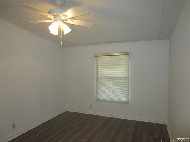 145 COUNTY ROAD 5635, Castroville, TX 78009