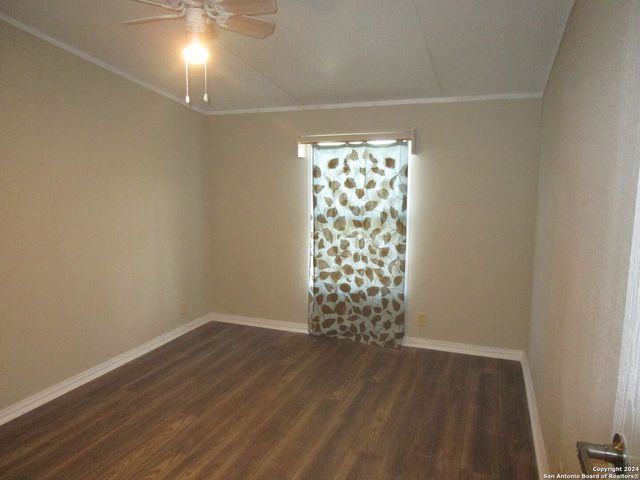 145 COUNTY ROAD 5635, Castroville, TX 78009