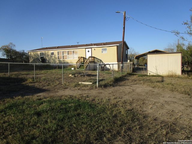 145 COUNTY ROAD 5635, Castroville, TX 78009